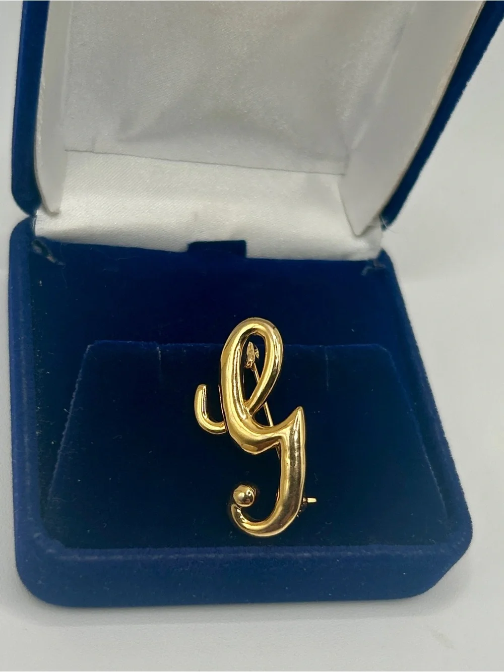 Vintage Gold Letter 'G' Initial Pin Brooch - Women's Accessory